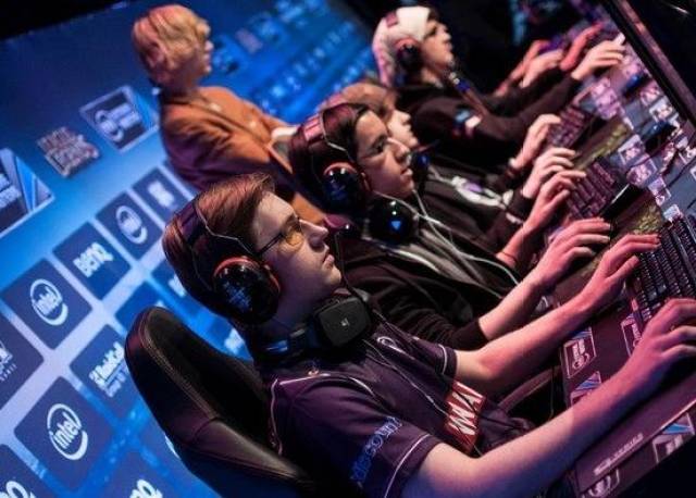 在国际足球 在国际足球