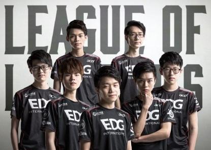 也在球迷中 也在球迷中